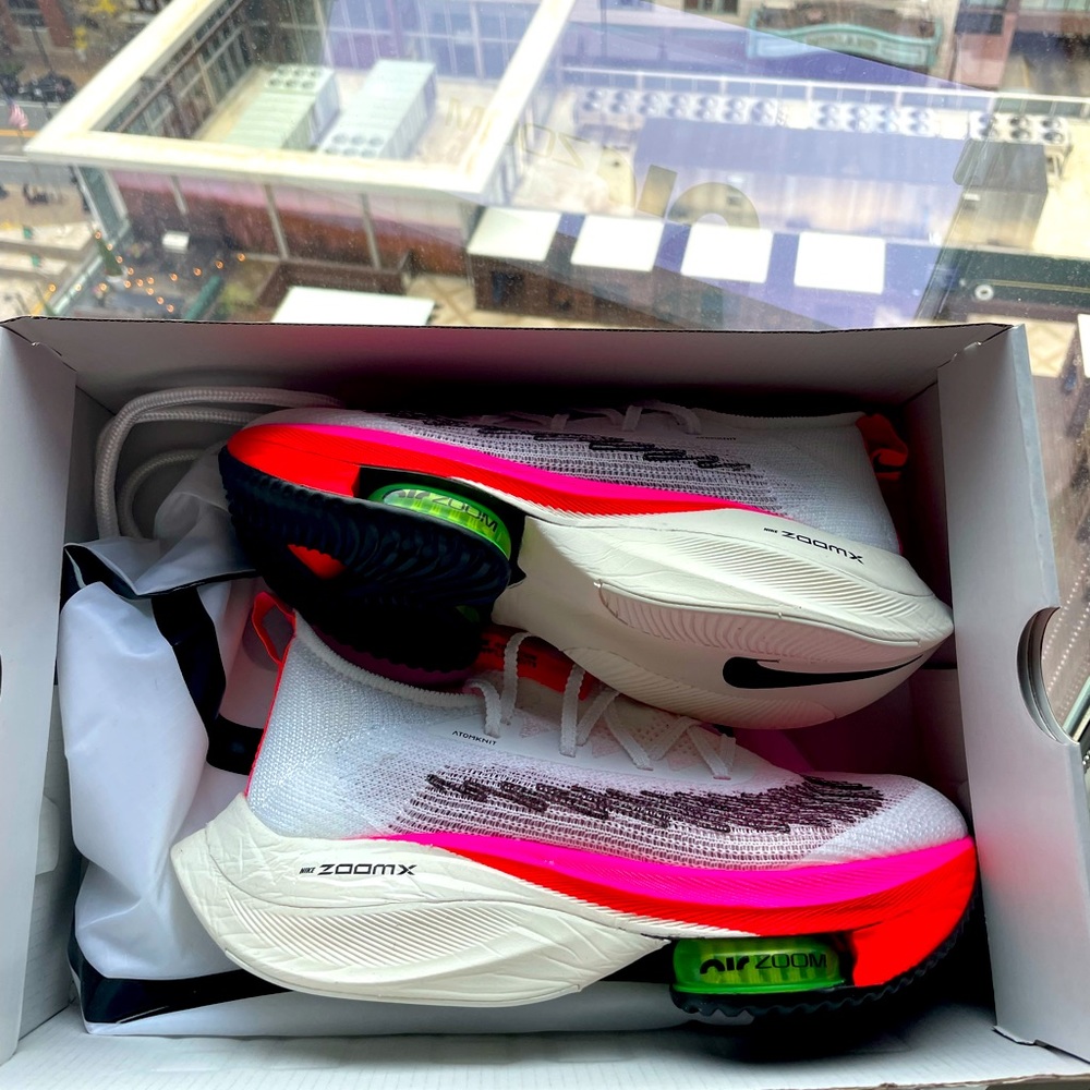 Airzoom alpha fly next % pink yellow